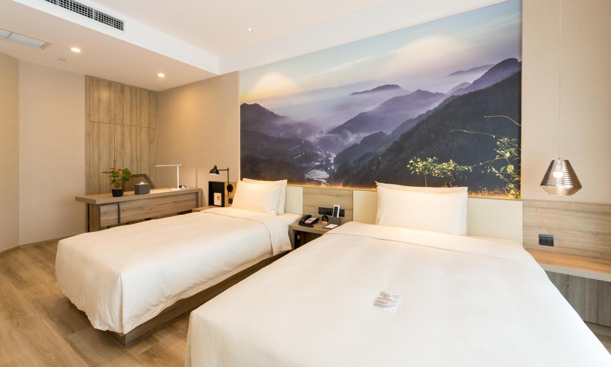 Atour Hotel Chongqing Hongyadong Riverview Exterior photo