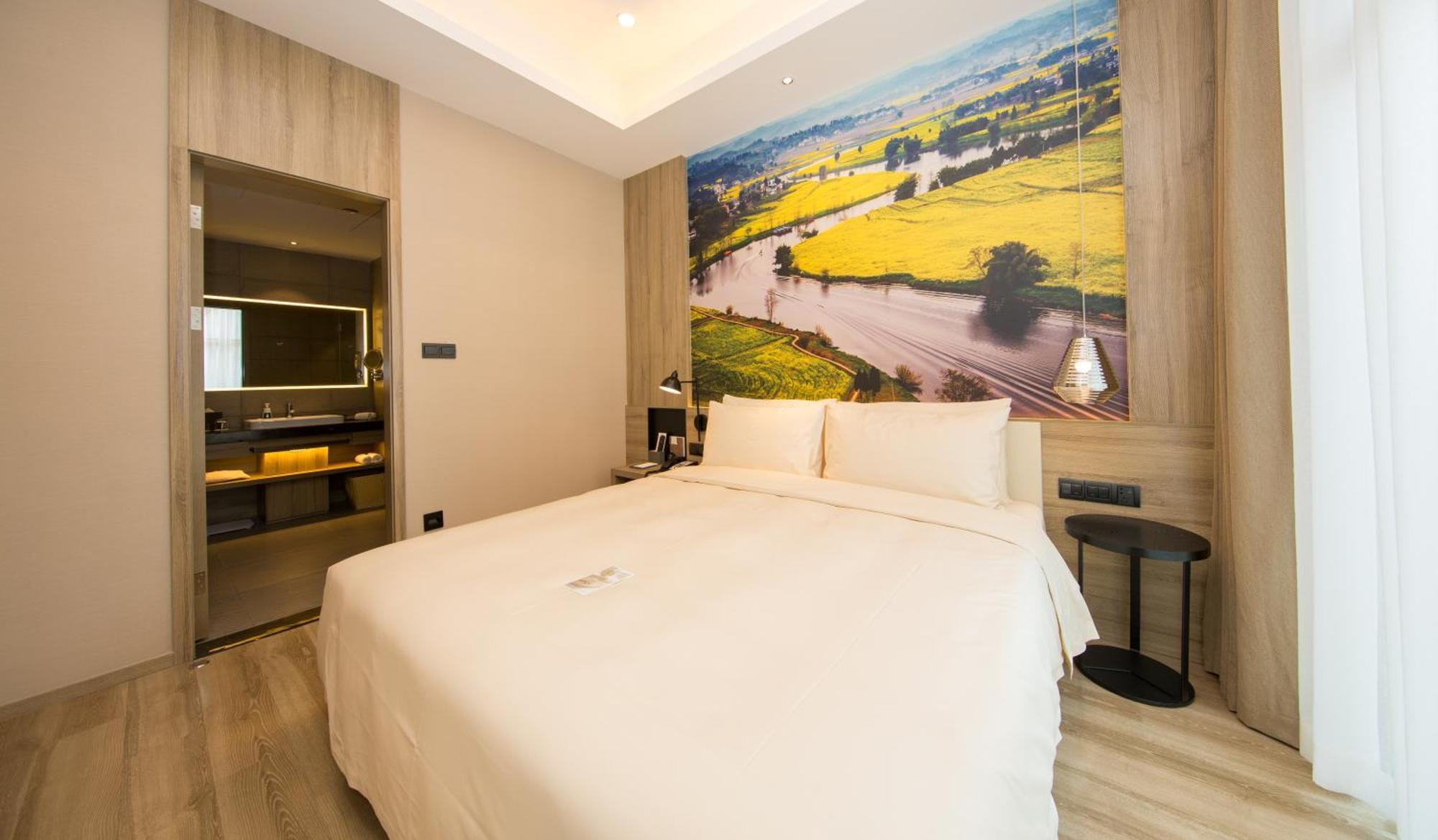 Atour Hotel Chongqing Hongyadong Riverview Exterior photo
